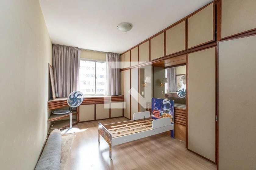 Apartamento de 4 quartos com varanda e 165 m² — photo 29