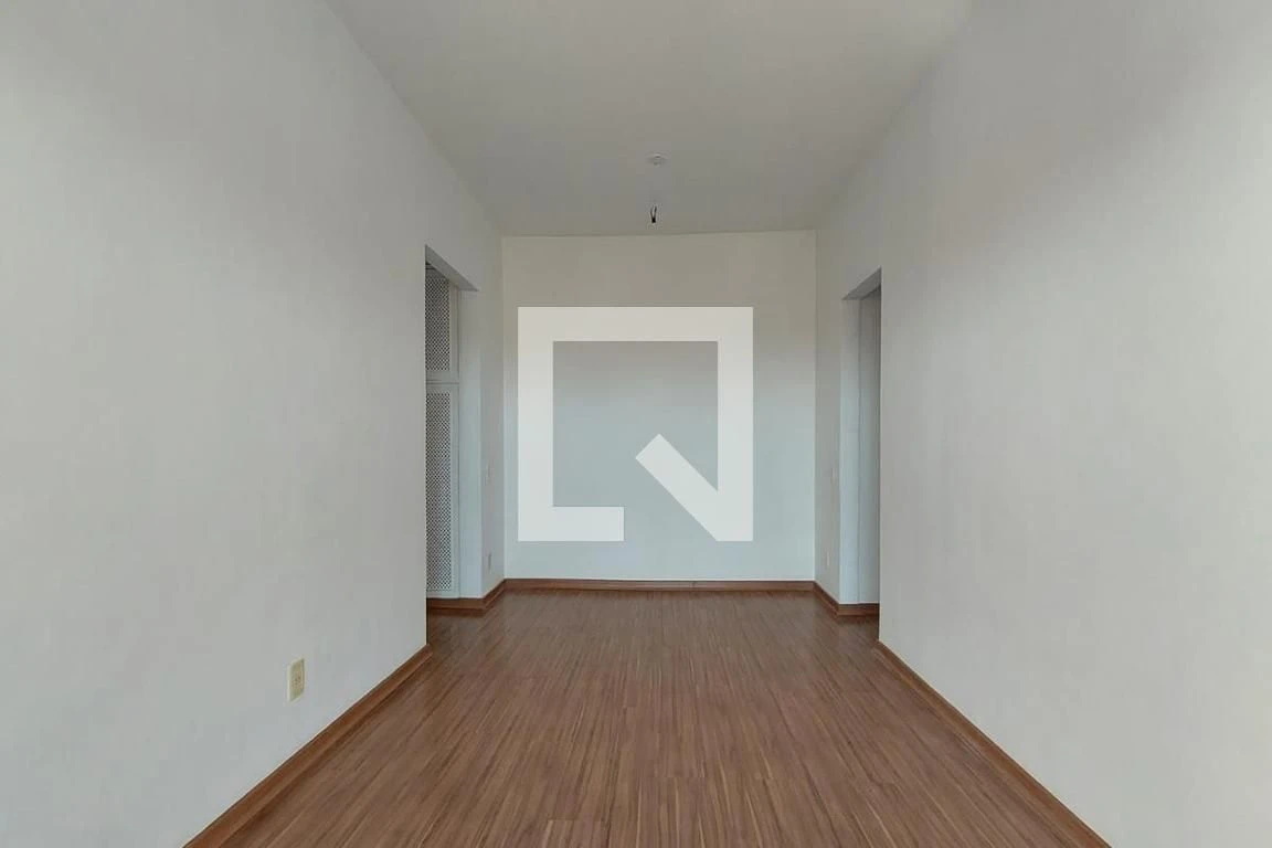 2-bedroom apartment in a building with a pool — photo 32