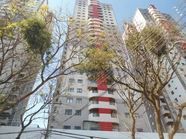 Apartamento de 94 m² com vista para o parque e banheira — photo 22