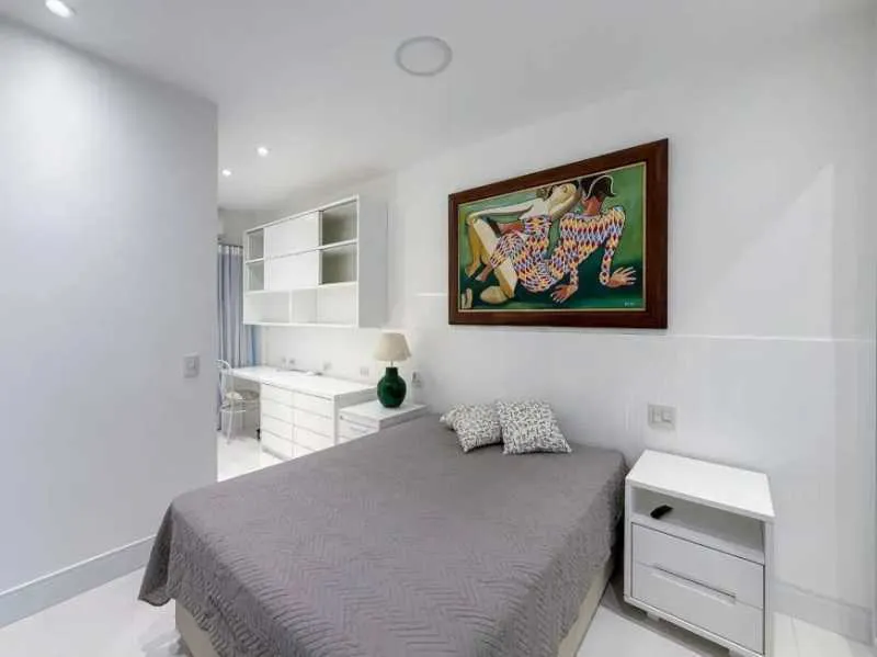 Квартира 130 м² з робочим місцем та заскленим балконом — photo 9