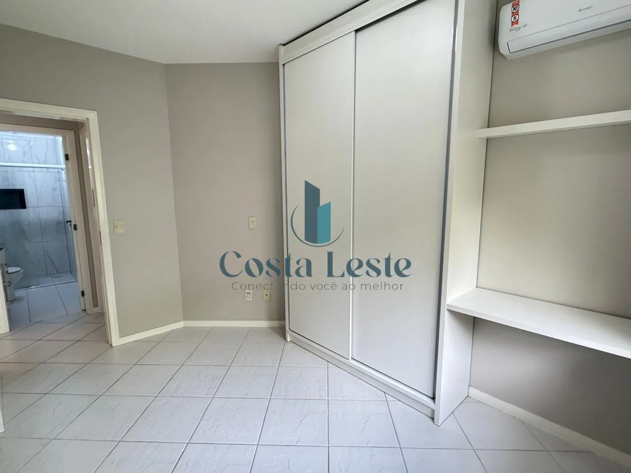 2-bedroom apartment, 60 m² — photo 12