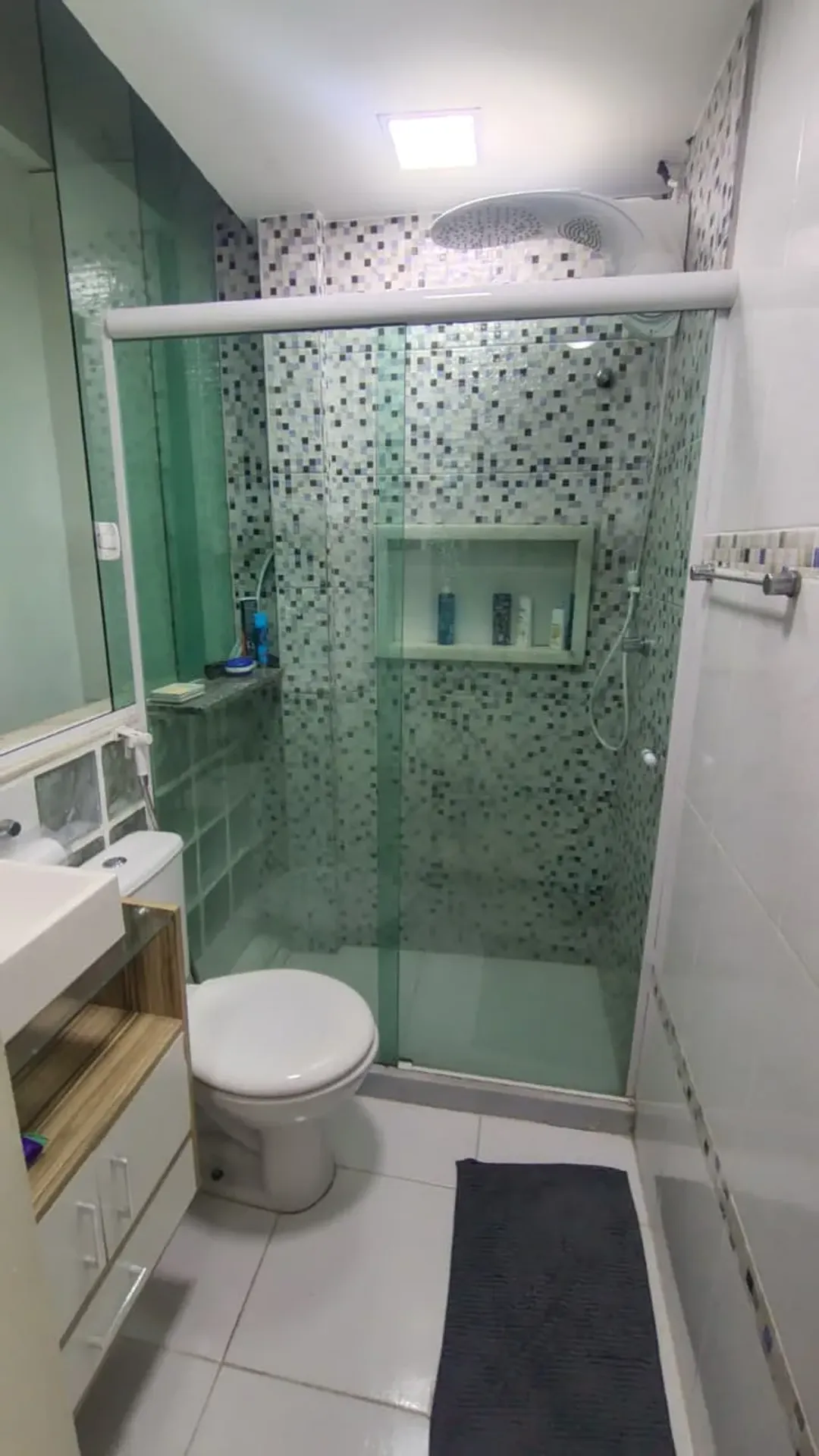 Furnished 180 m² apartment with 3 bedrooms and a suite — photo 12
