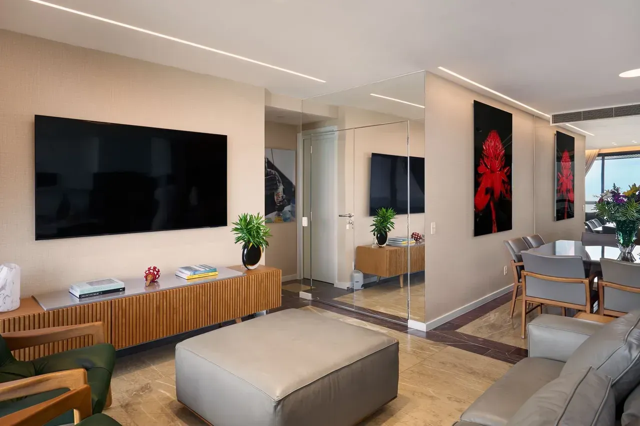 Unfurnished 2-bedroom apartment with 3 bathrooms — photo 20