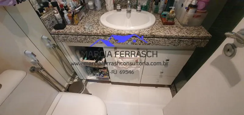 Apartamento com 3 quartos e cozinha integrada moderna — photo 2