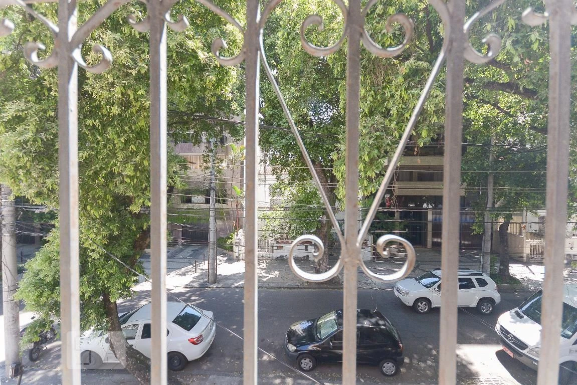 House for rent with 5 bedrooms and 2 bathrooms — photo 40