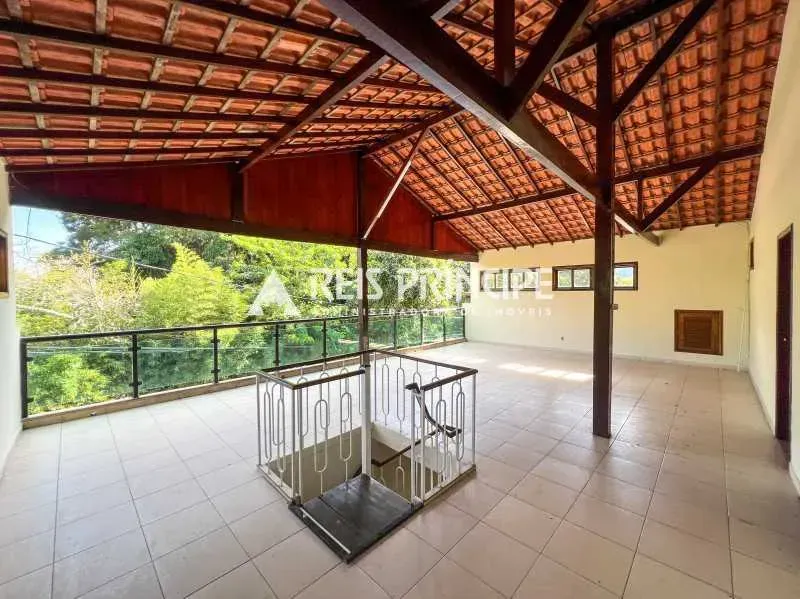 Casa duplex não mobiliada com 5 quartos e 5 banheiros — photo 2