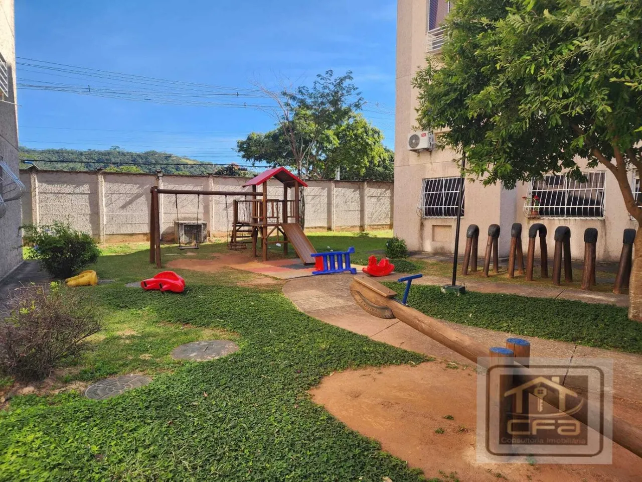Apartamento de 2 quartos com banheiro e box de vidro — photo 11
