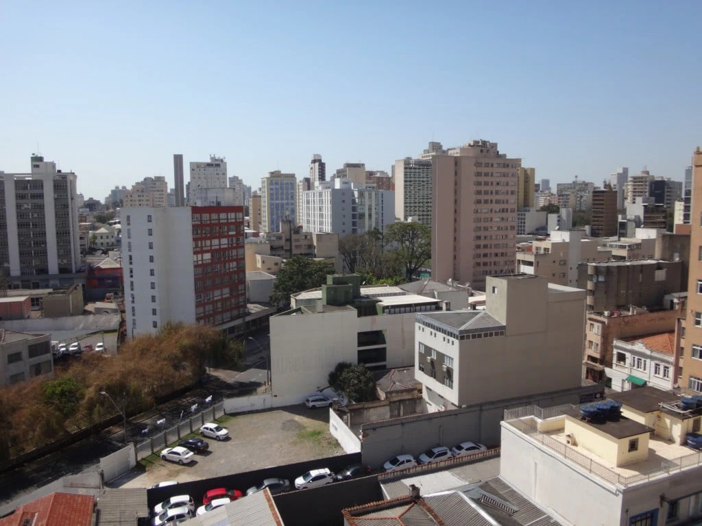3-bedroom apartment with a bathtub in Curitiba — photo 10