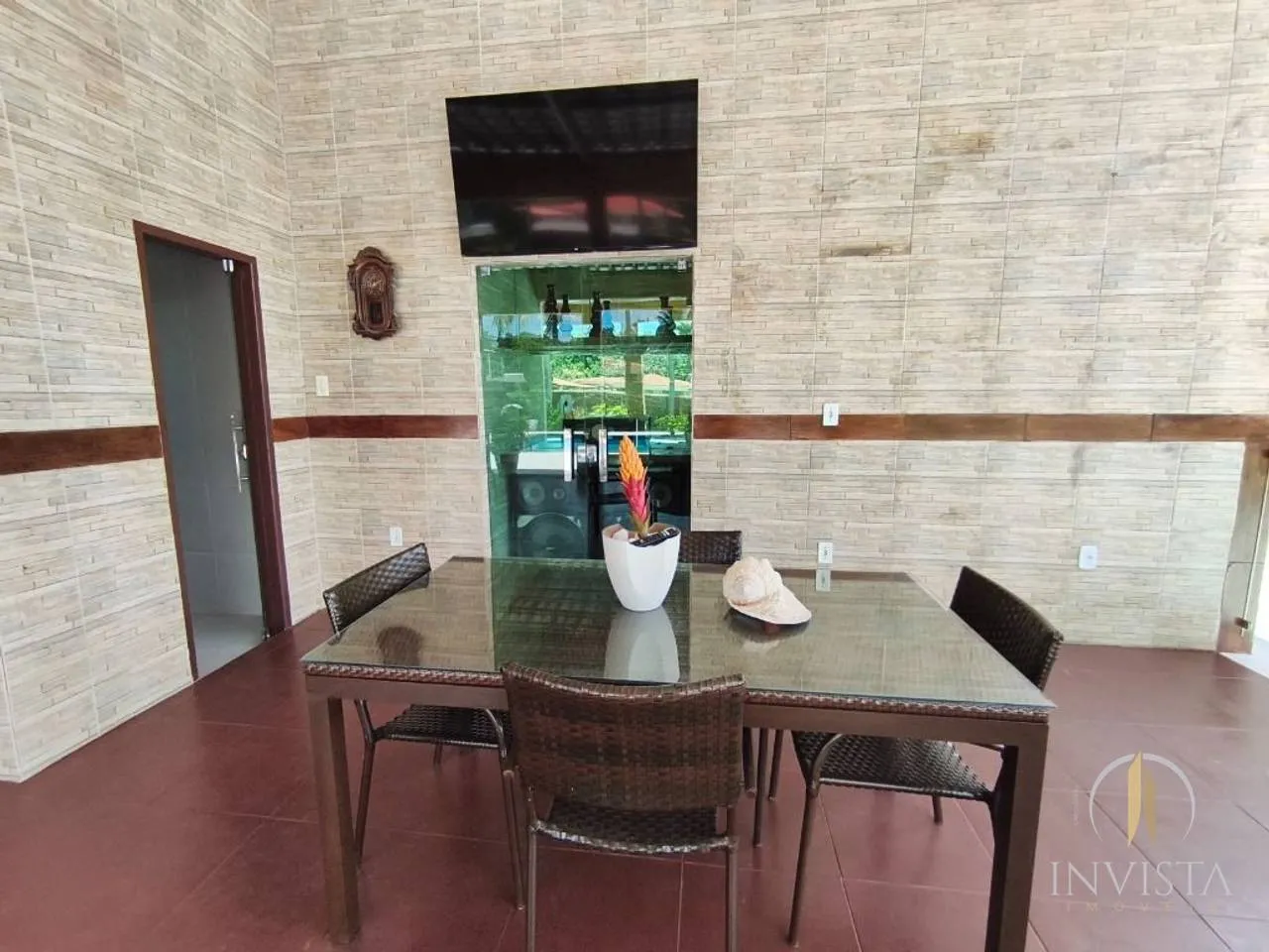 5-bedroom house with a grill on the balcony — photo 12