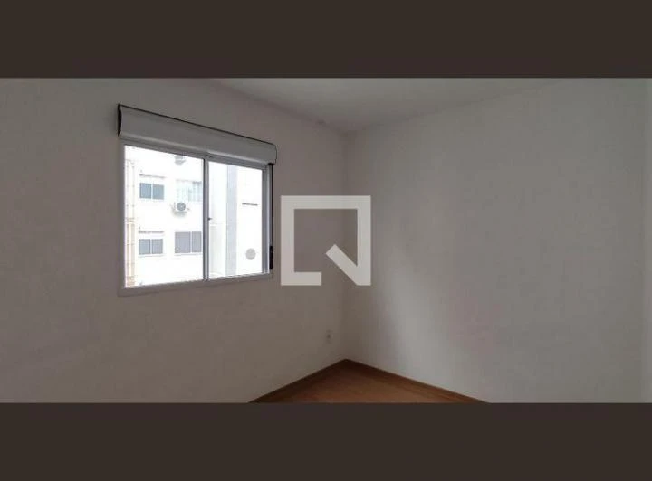 Apartamento de 2 quartos em condomínio com piscina — photo 5