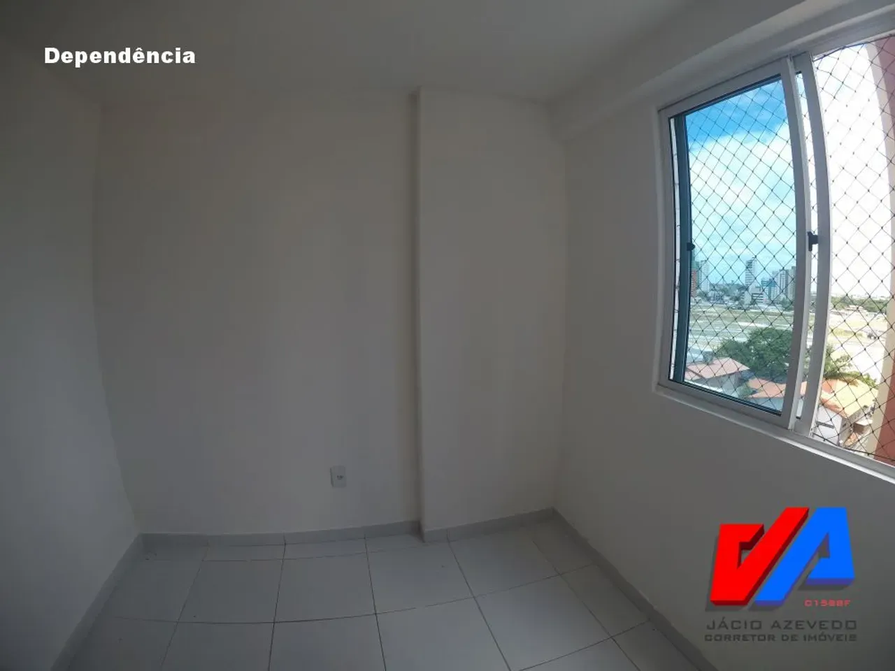 3-bedroom apartment in a building with a gym — photo 18