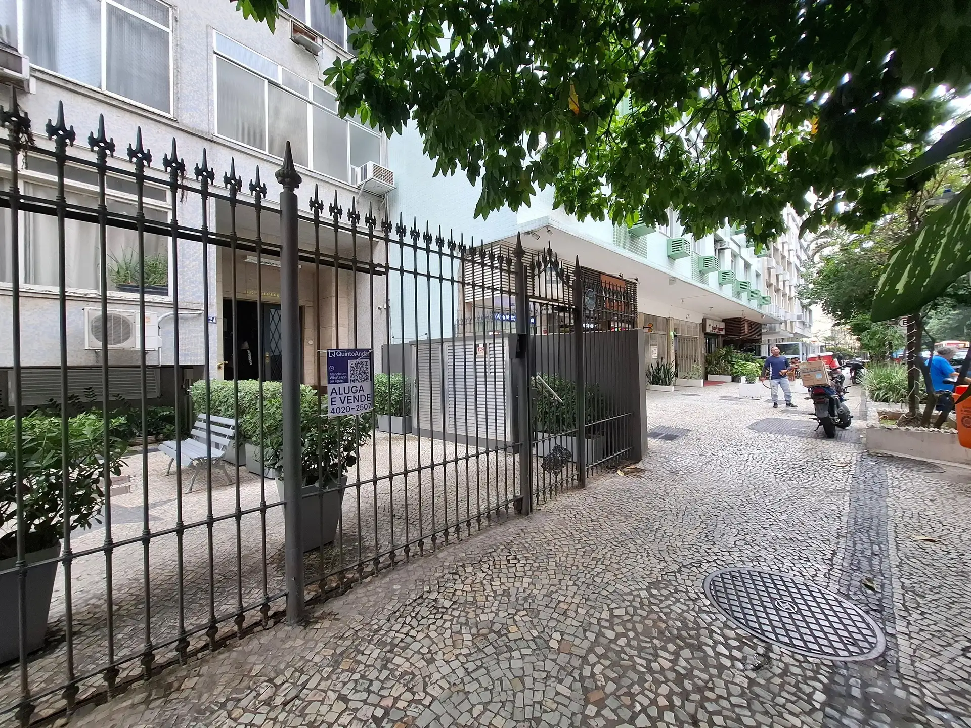One-bedroom apartment with a home office in Rio de Janeiro — photo 16