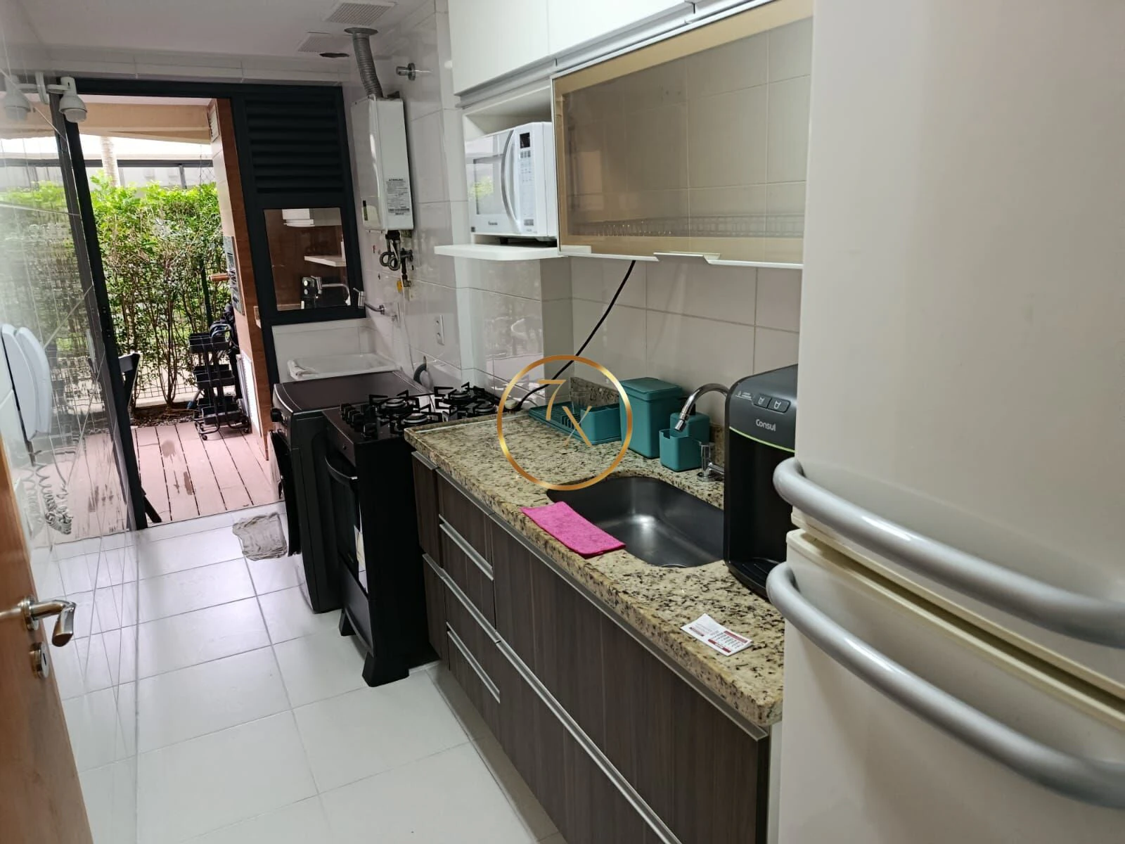 Apartamento mobiliado 70 m² com 2 quartos, 2 banheiros e 1 vaga — photo 2