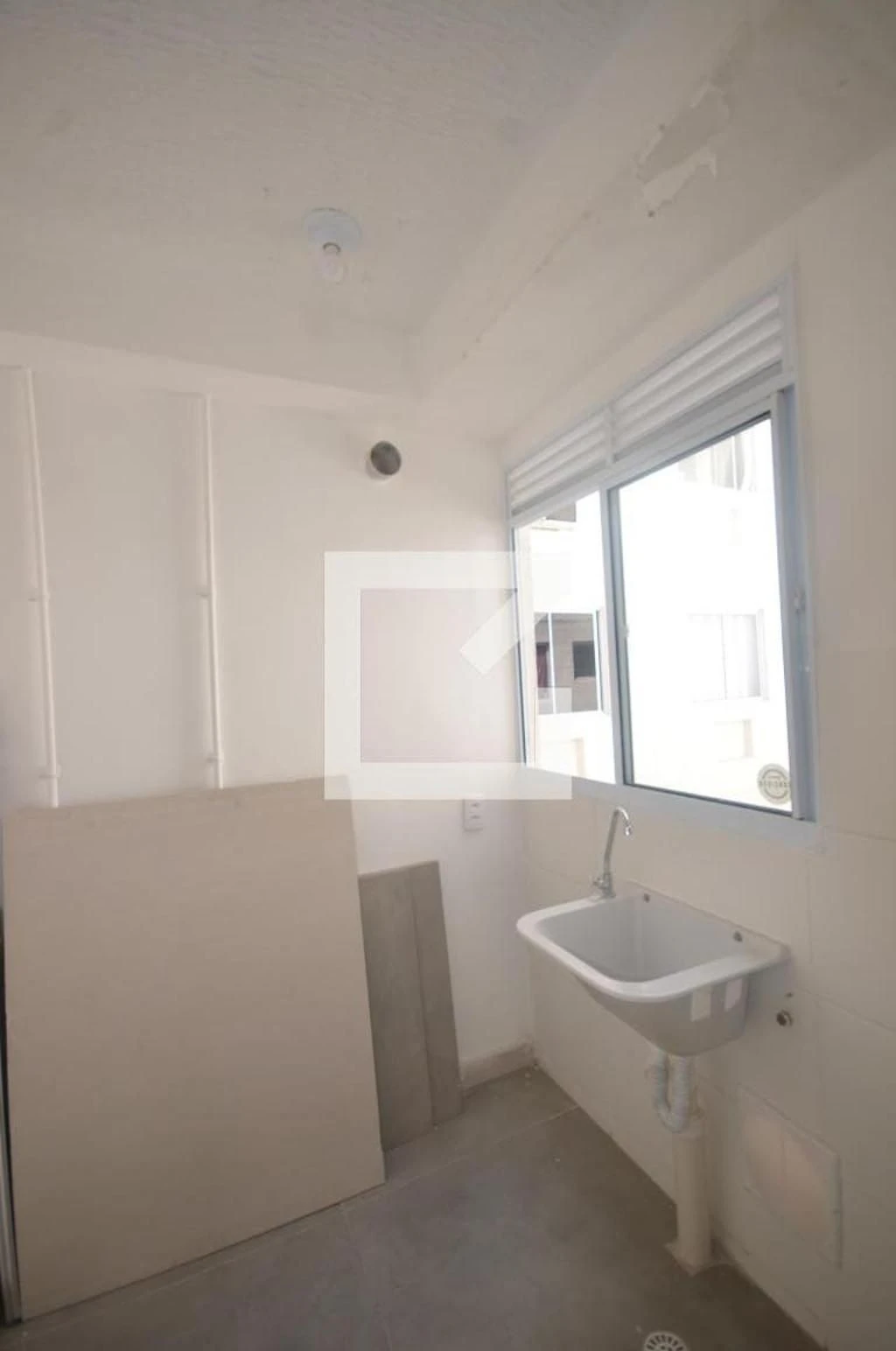 Unfurnished apartment with 2 bedrooms and 1 parking space — photo 12