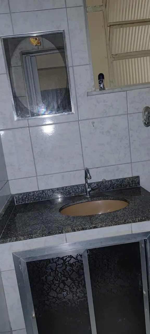 1-bedroom house with balcony and a glass shower enclosure — photo 9
