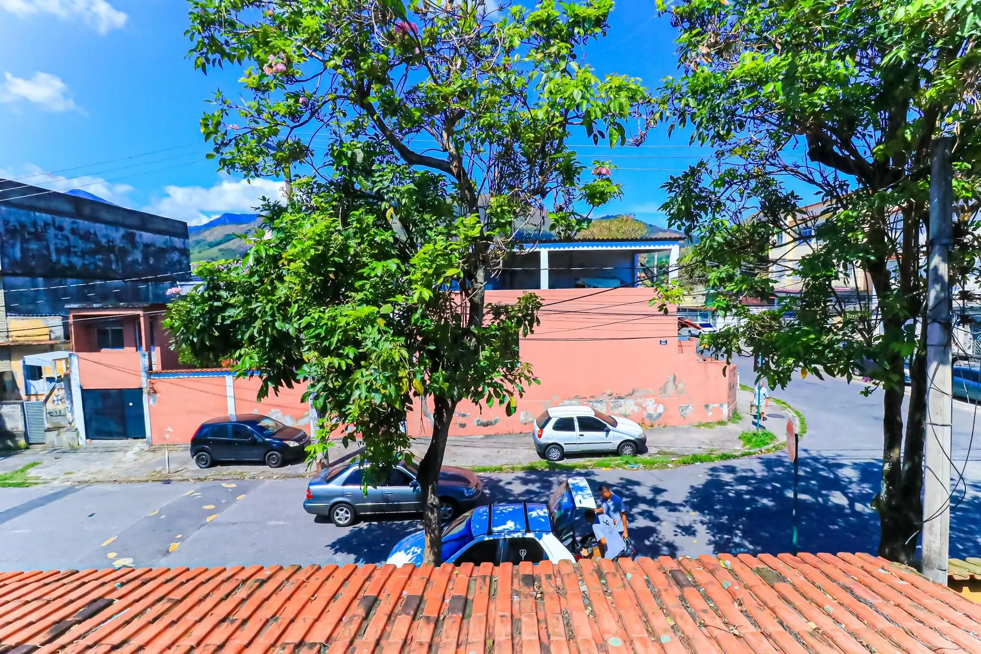 House, 200 m², with a washing machine — photo 22