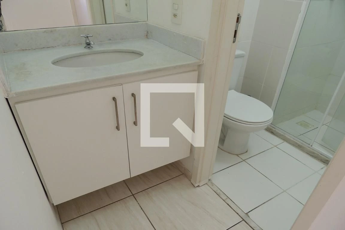 2-bedroom apartment in a building with a sauna — photo 25