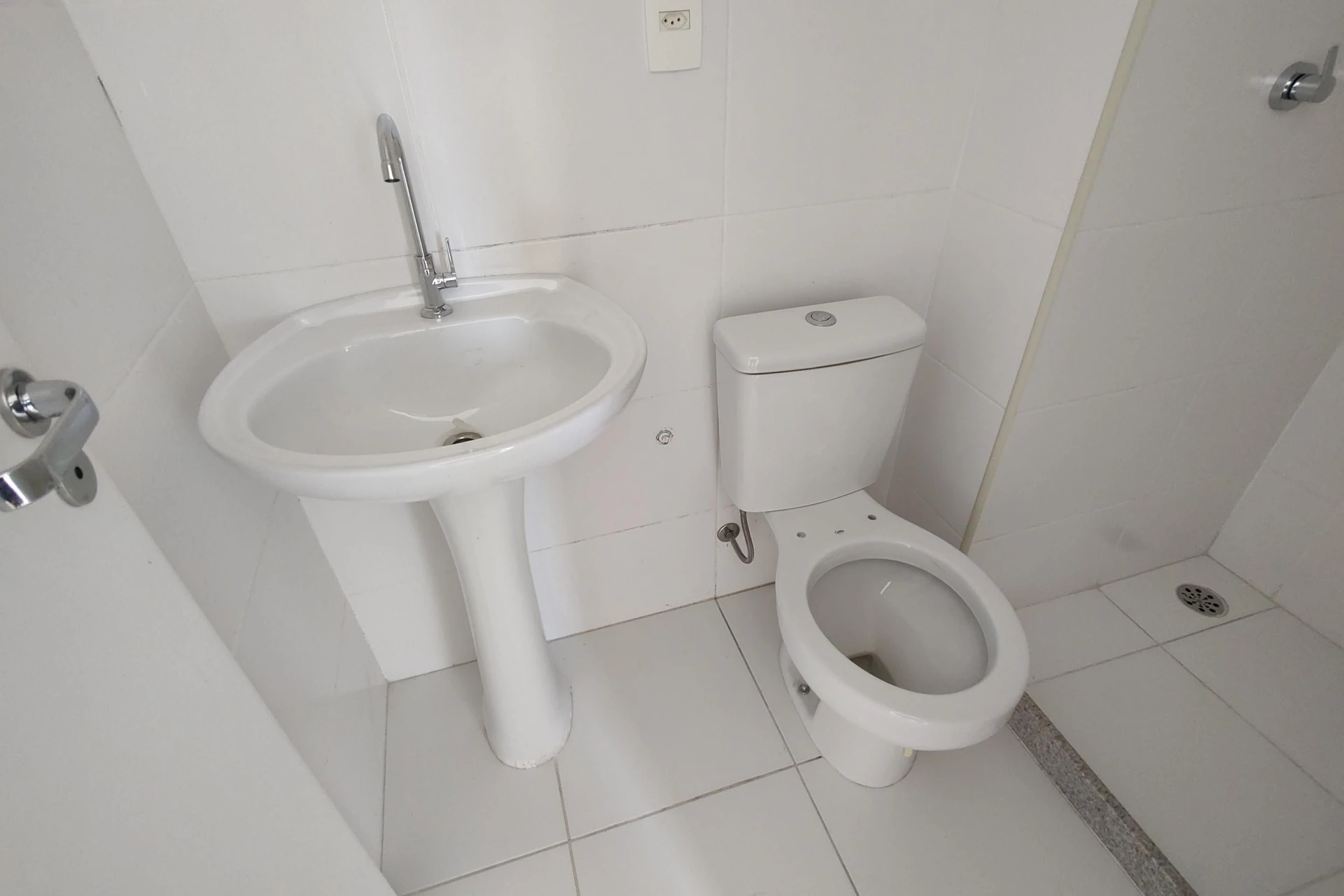 Apartamento sem mobília com 2 quartos e varanda — photo 50