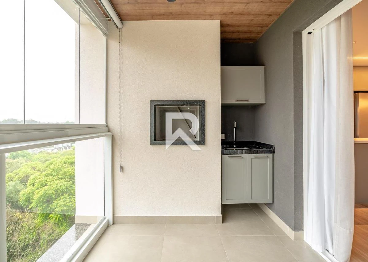 Furnished apartment, 87 m², with a glass-enclosed balcony — photo 15