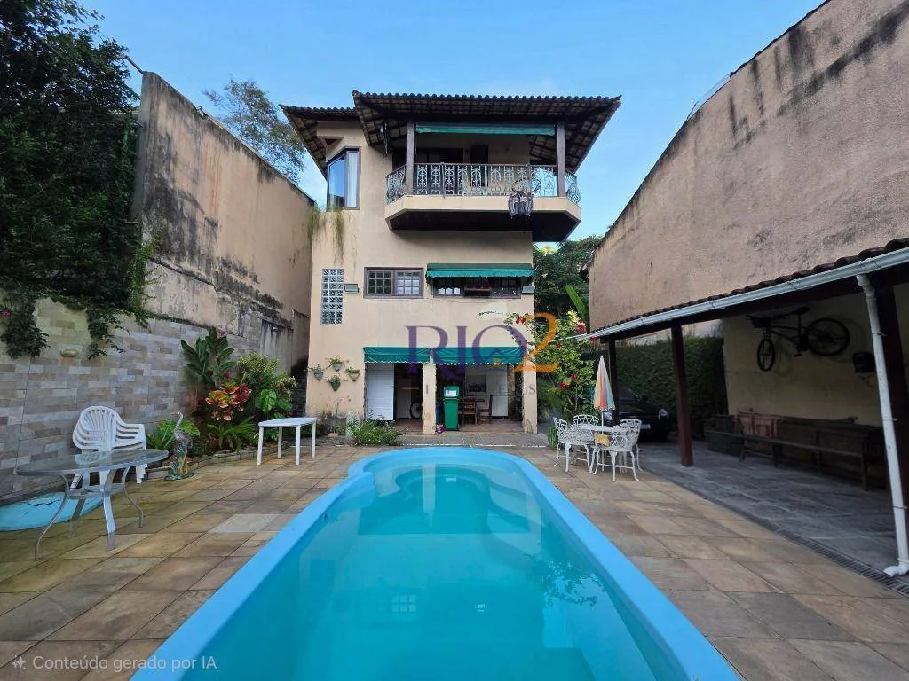 Casa mobiliada com 3 quartos, 4 banheiros e 5 vagas — photo 37