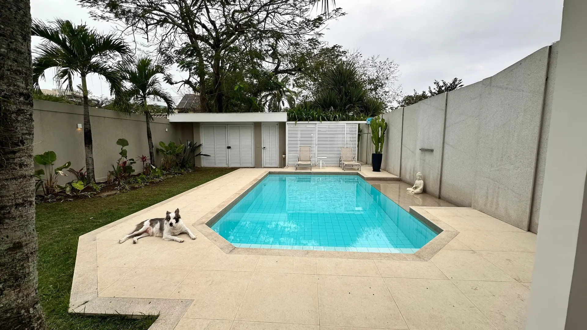 Furnished house, 360 m², with a walk-in closet — photo 11