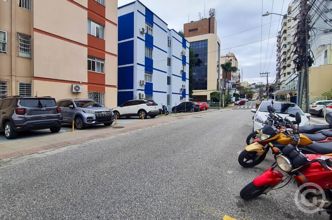 Apartamento de 54 m² com 2 dormitórios e fogão elétrico — photo 14