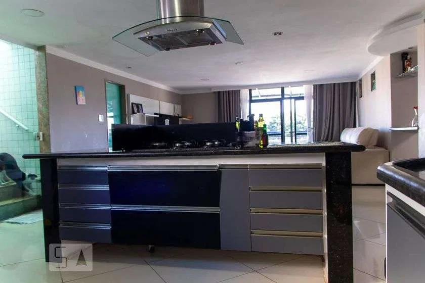 400 m² duplex with 4 bedrooms and 2 en-suite baths — photo 23
