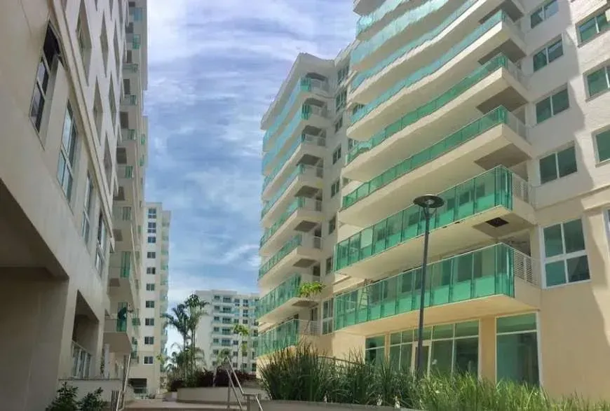 2-bedroom apartment with enclosed balcony and parking — photo 11