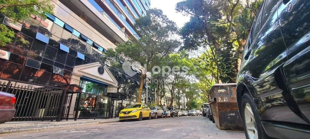 2-bedroom apartment with a washing machine in Rio de Janeiro — photo 25
