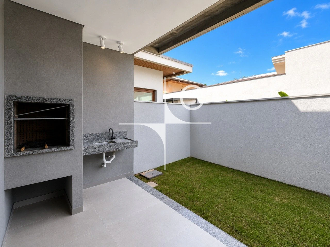 Casa com 3 quartos e quintal privativo de 150 m² — photo 3