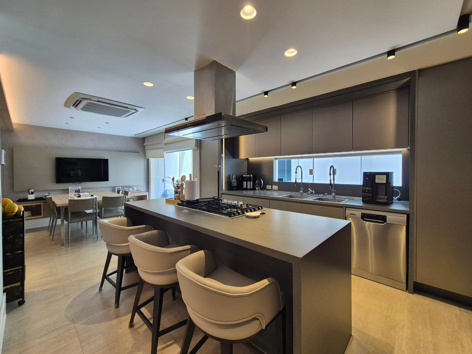 Casa de 373 m² com piscina privativa e lava-louças — photo 30