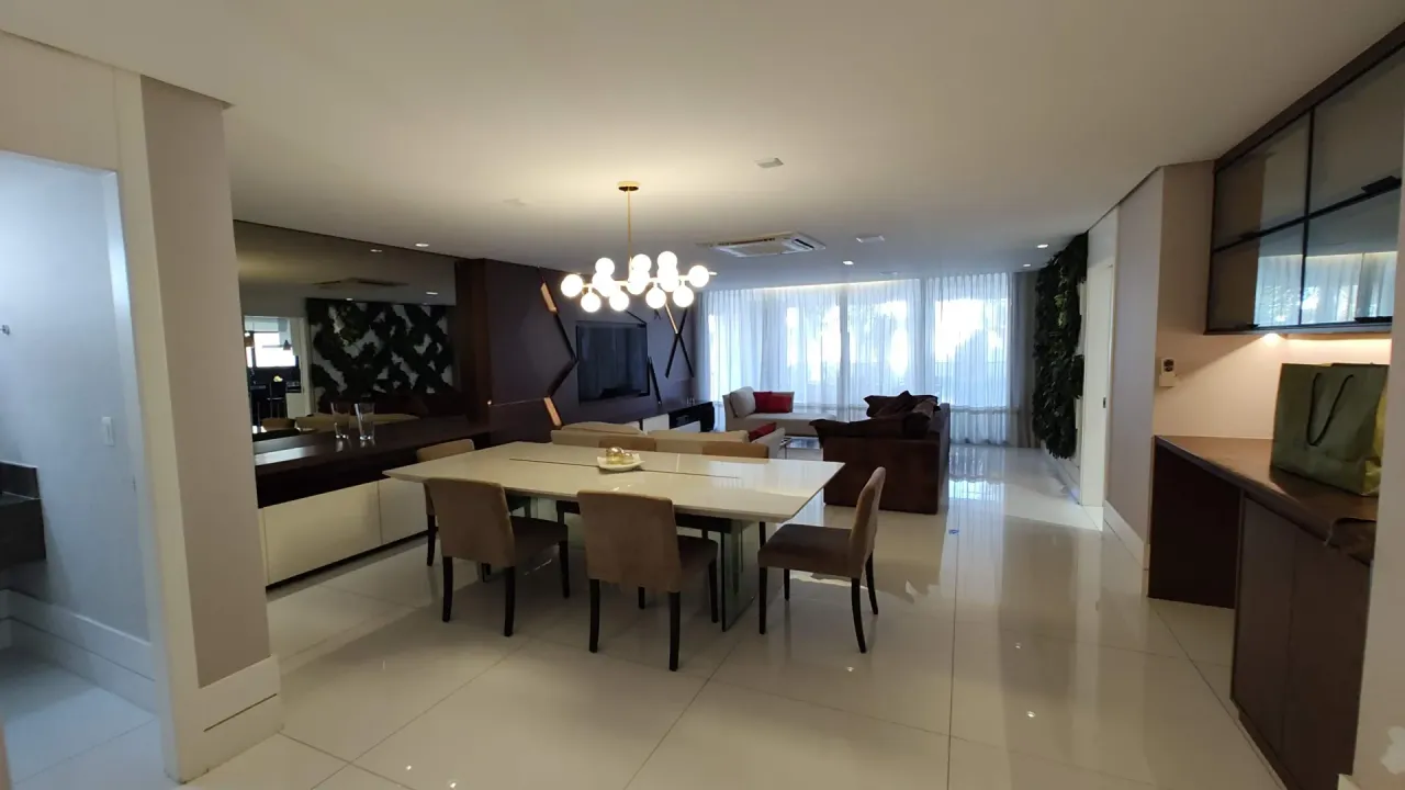 Casa mobiliada com 4 suítes e 2 vagas — photo 9