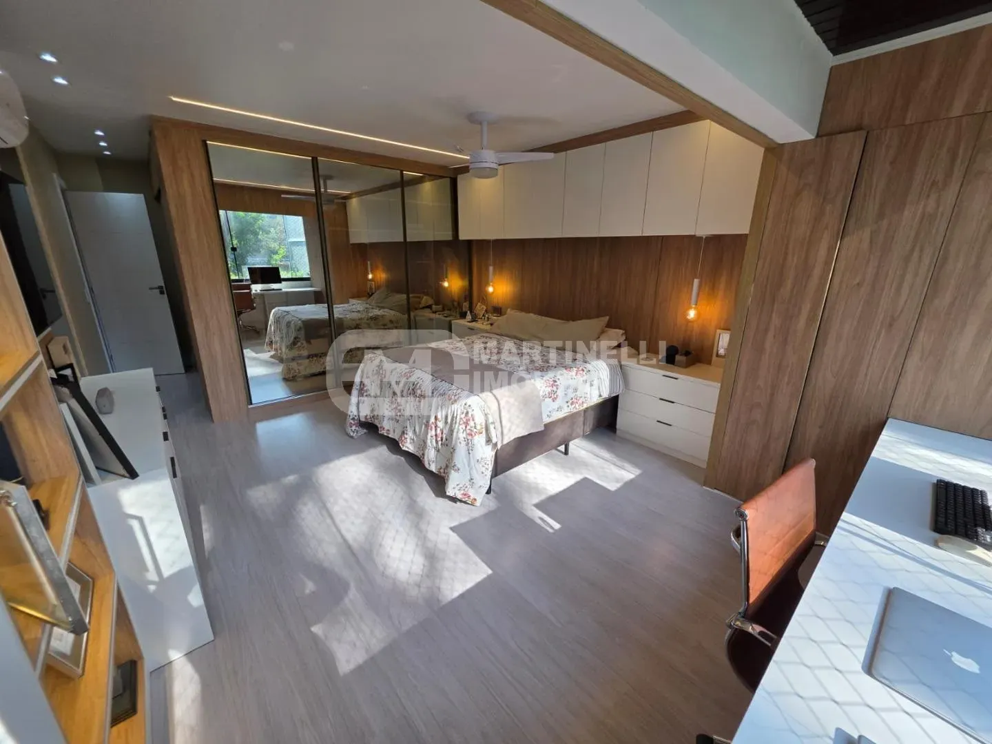 Apartamento com 3 quartos e 3 suítes com varanda envidraçada — photo 29
