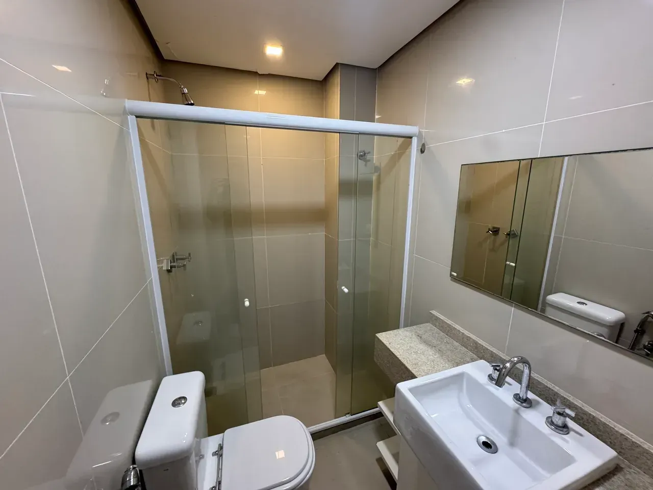 3-bedroom apartment with balcony, 180 m² — photo 13
