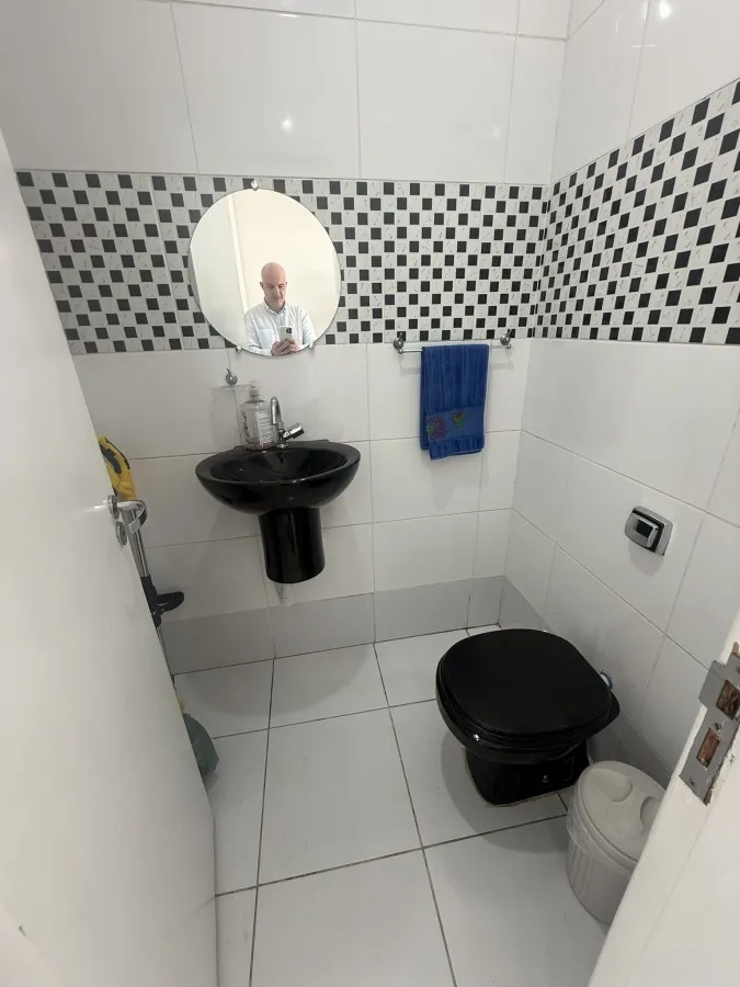 Furnished house, 300 m², with a bathtub — photo 30