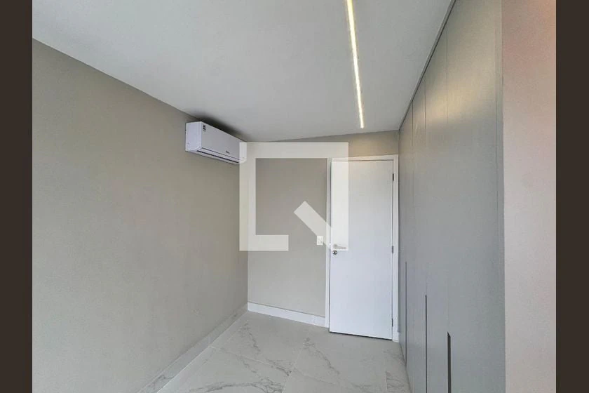 152 m² unfurnished apartment with 2 bedrooms — photo 24