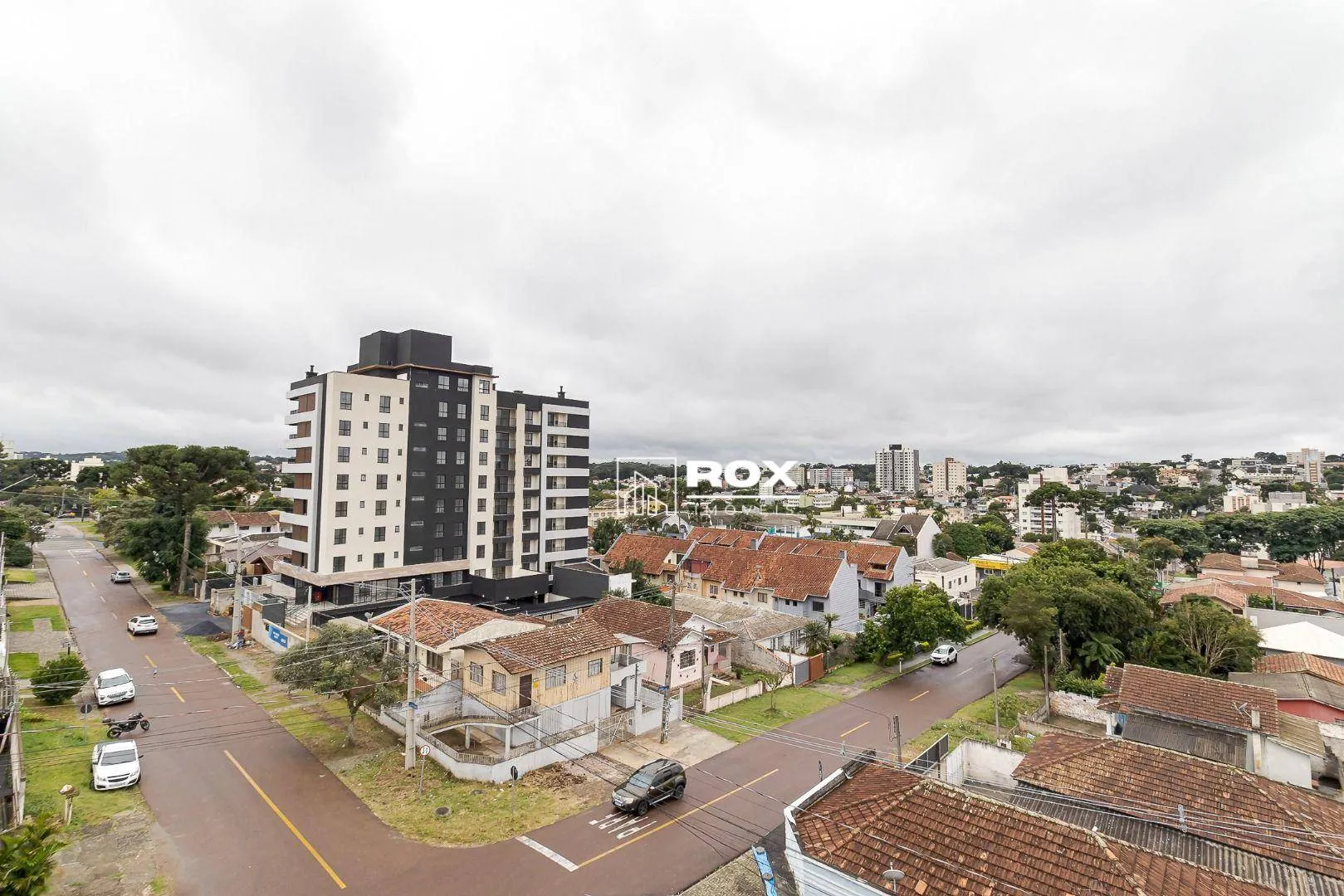 Unfurnished apartment with 2 bedrooms and 99 m² — photo 32