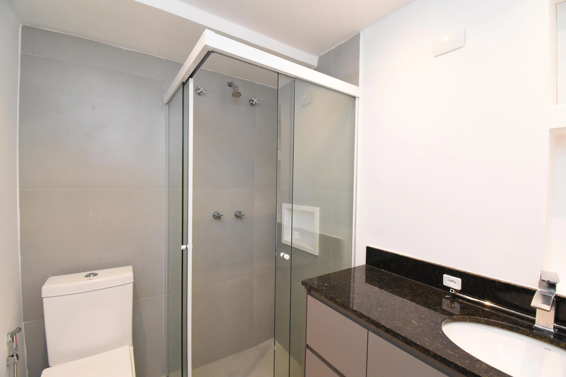 Apartamento de 2 quartos em condomínio com academia — photo 16