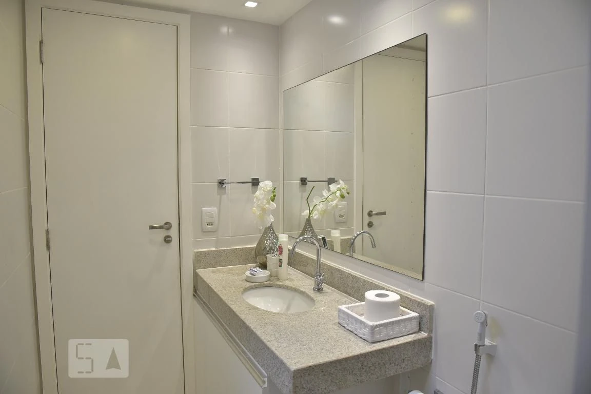 Apartamento mobiliado com 5 quartos e 2 suítes — photo 92