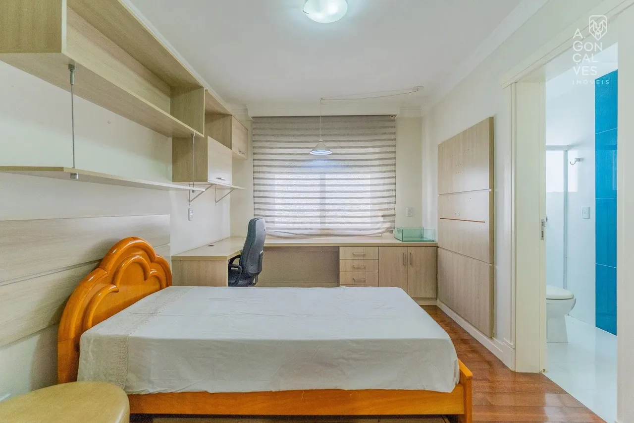 Furnished house with 4 bedrooms and 5 bathrooms — photo 7
