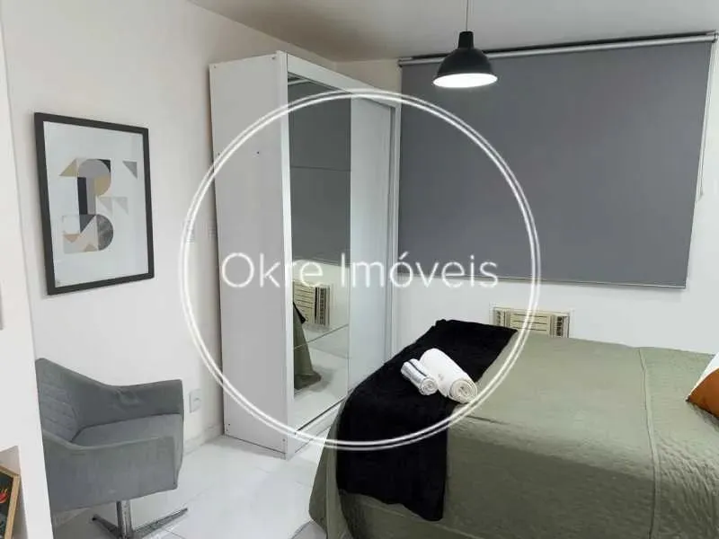 Furnished studio with 1 bedroom and 1 bathroom — photo 4