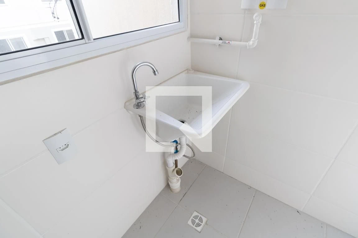 Unfurnished apartment with 2 bedrooms and parking — photo 49