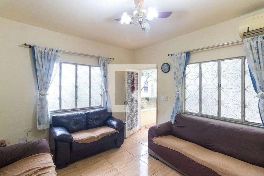 Casa en alquiler con jardín privado y 120 m²