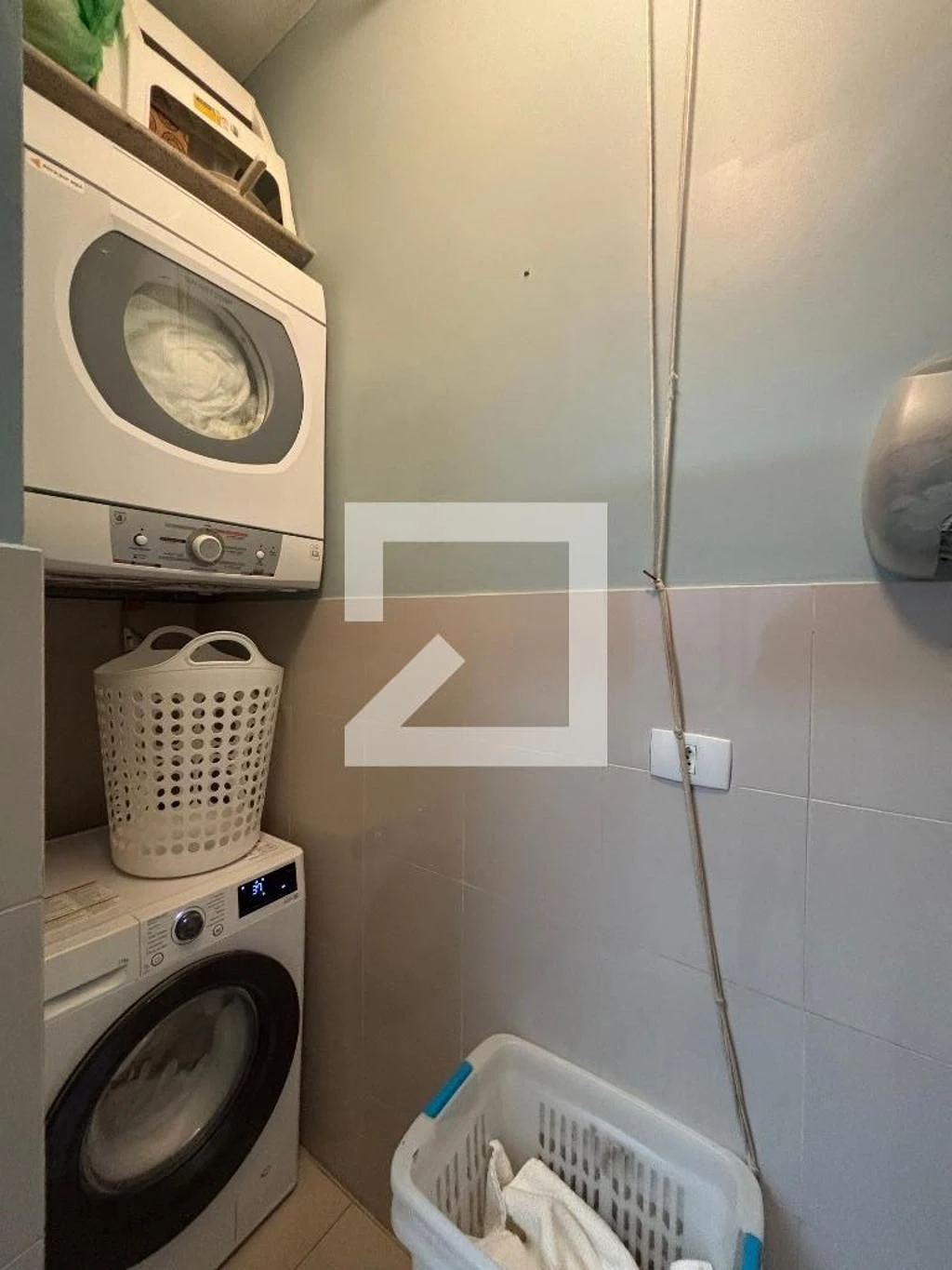 Furnished 1-bedroom apartment with 2 bathrooms — photo 38
