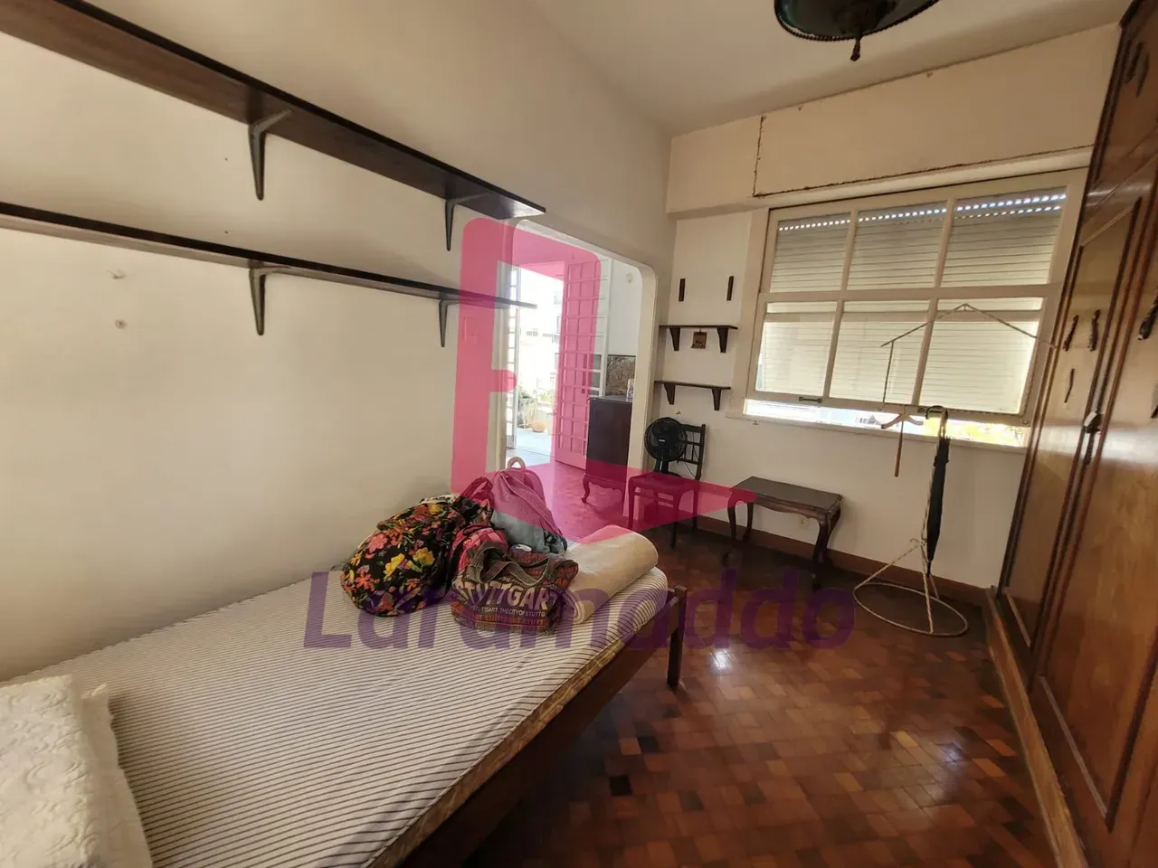 210 m² apartment with 5 bedrooms and 3 bathrooms — photo 21