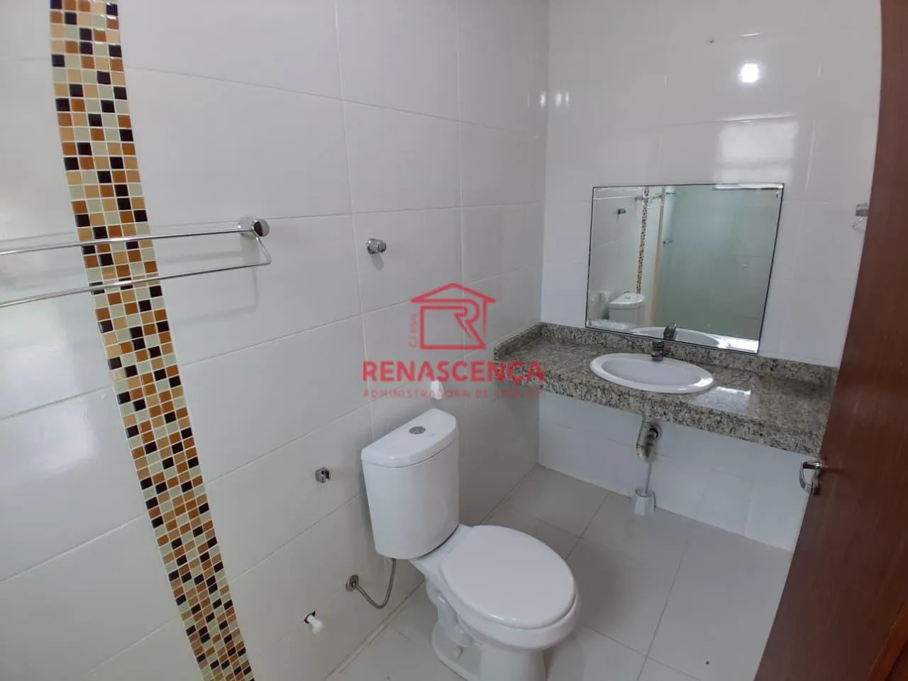 3-bedroom house, all with their own bathrooms, 180 m² — photo 2