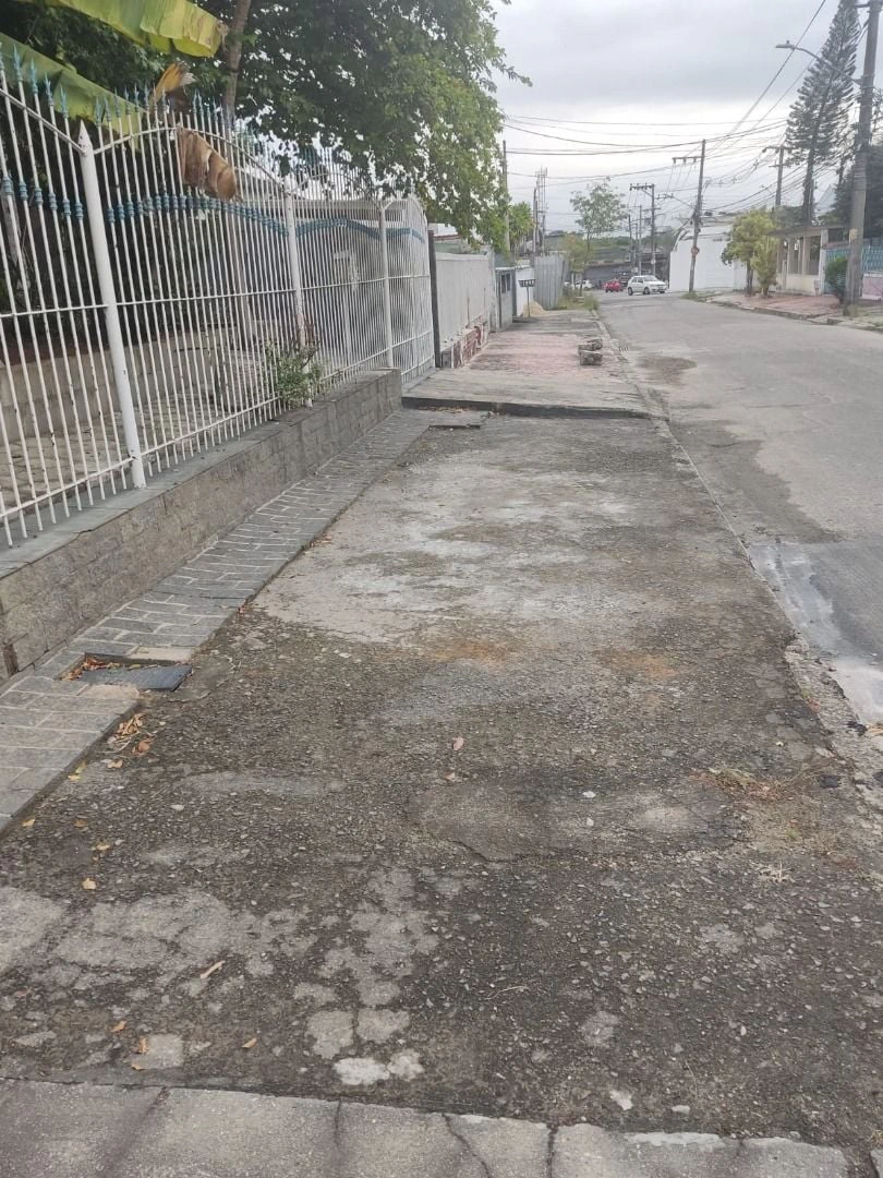 Casa amueblada de 3 dormitorios y 5 plazas de aparcamiento — photo 30