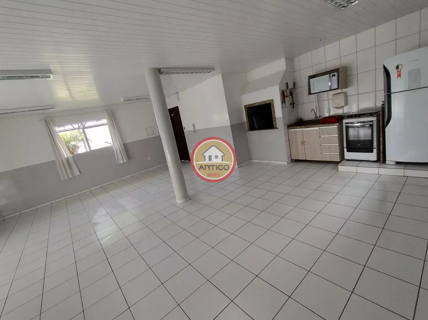 3-bedroom apartment with covered parking and built-ins — photo 34