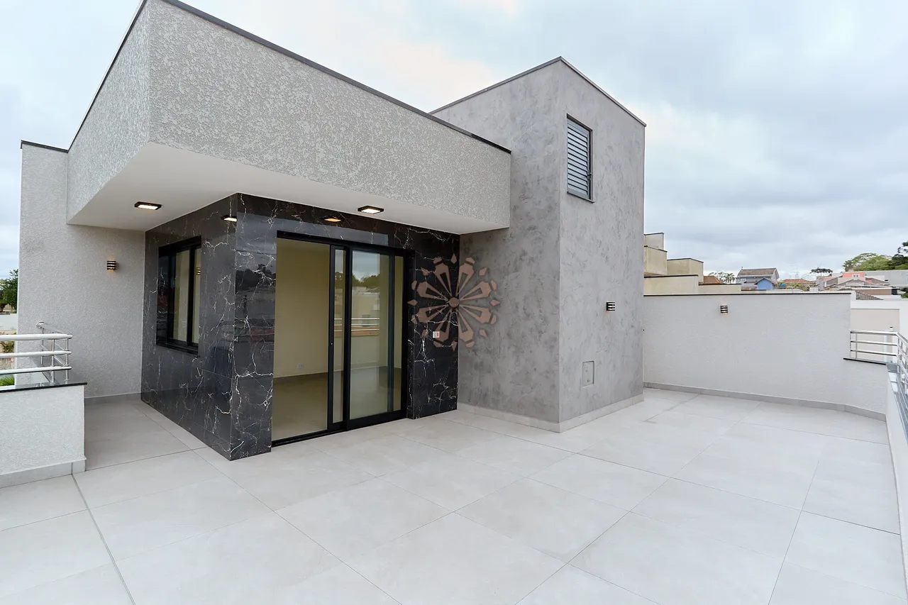 House with 3 bedrooms and 230 m² plus shared BBQ area — photo 8