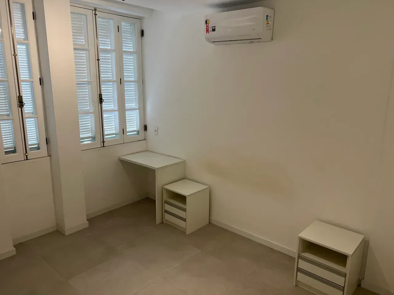 Furnished 1-bedroom apartment with separate gas kitchen — photo 9